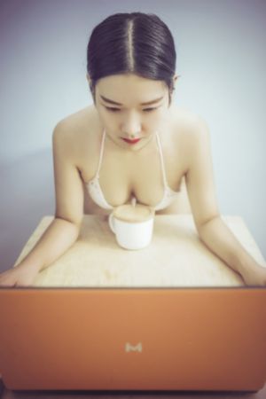 我的邻居长不大电视剧免费完整版_1080免费观看最新