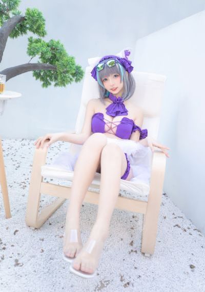 《漂亮的女邻居》电影完整版_DVD免费观看
