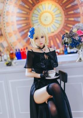 楼梯间被h肉邻居_90集免费观看